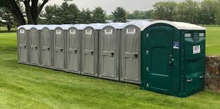 Best VIP or Luxury Restroom Trailers  in Man, WV
